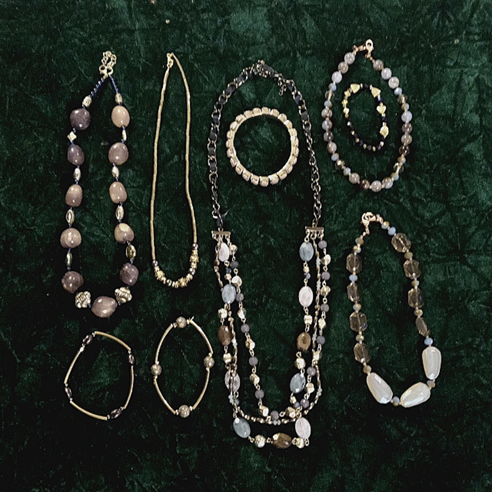 G-19 jewelry lot